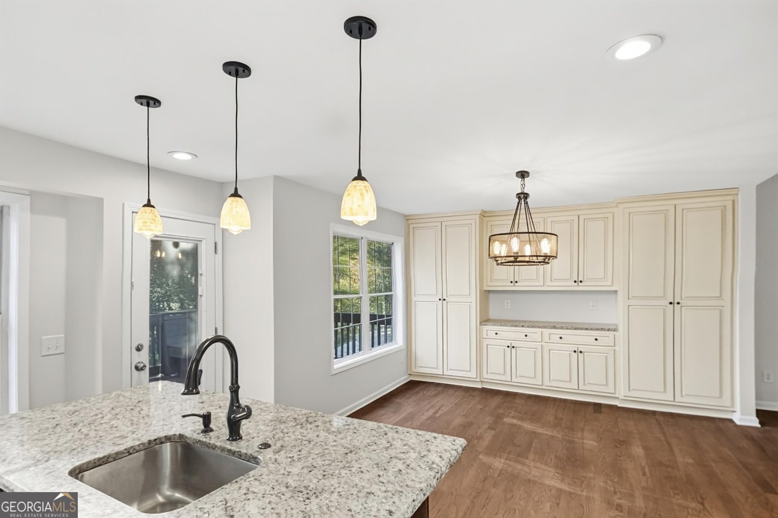 1608 Barrier Road Marietta - Photo 10