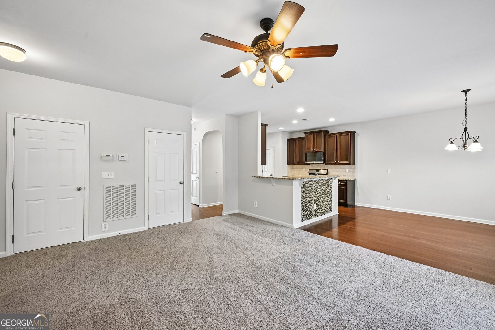 5554 Racetrack Court Powder Springs - Photo 6