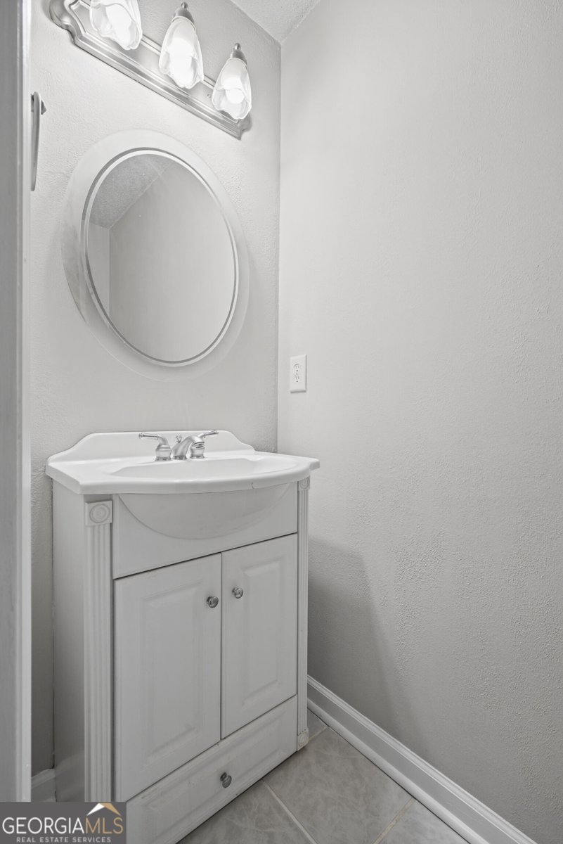 3111 Lakepoint Circle Acworth - Photo 22