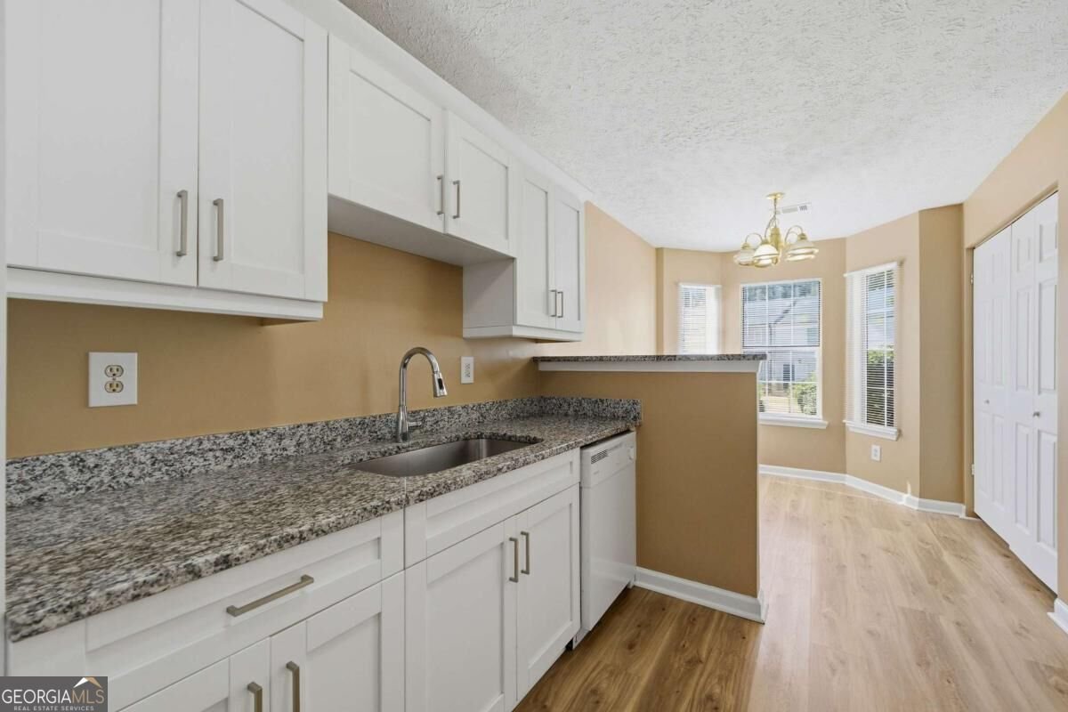 7253 Crestside Drive Austell - Photo 8