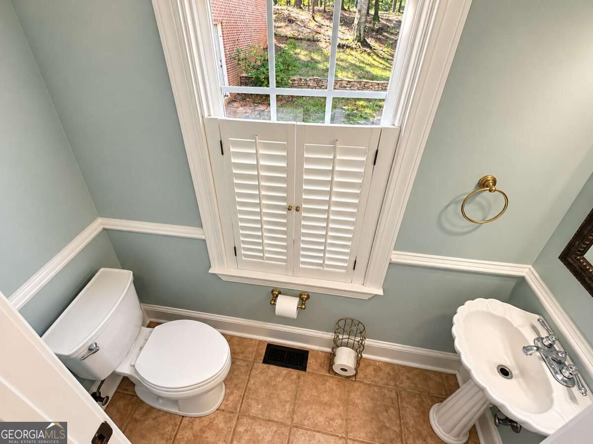 132 Hillbrooke Court Macon - Photo 22