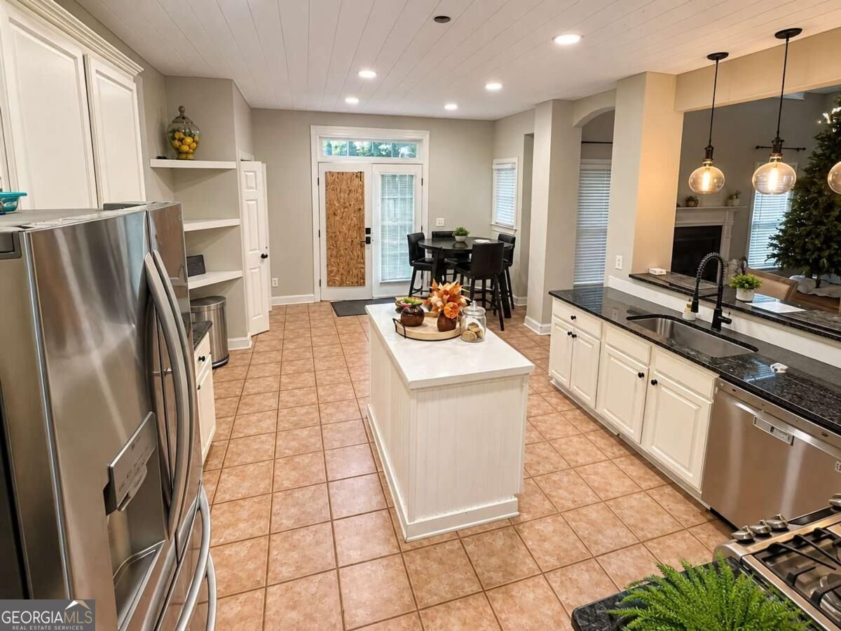 132 Hillbrooke Court Macon - Photo 8