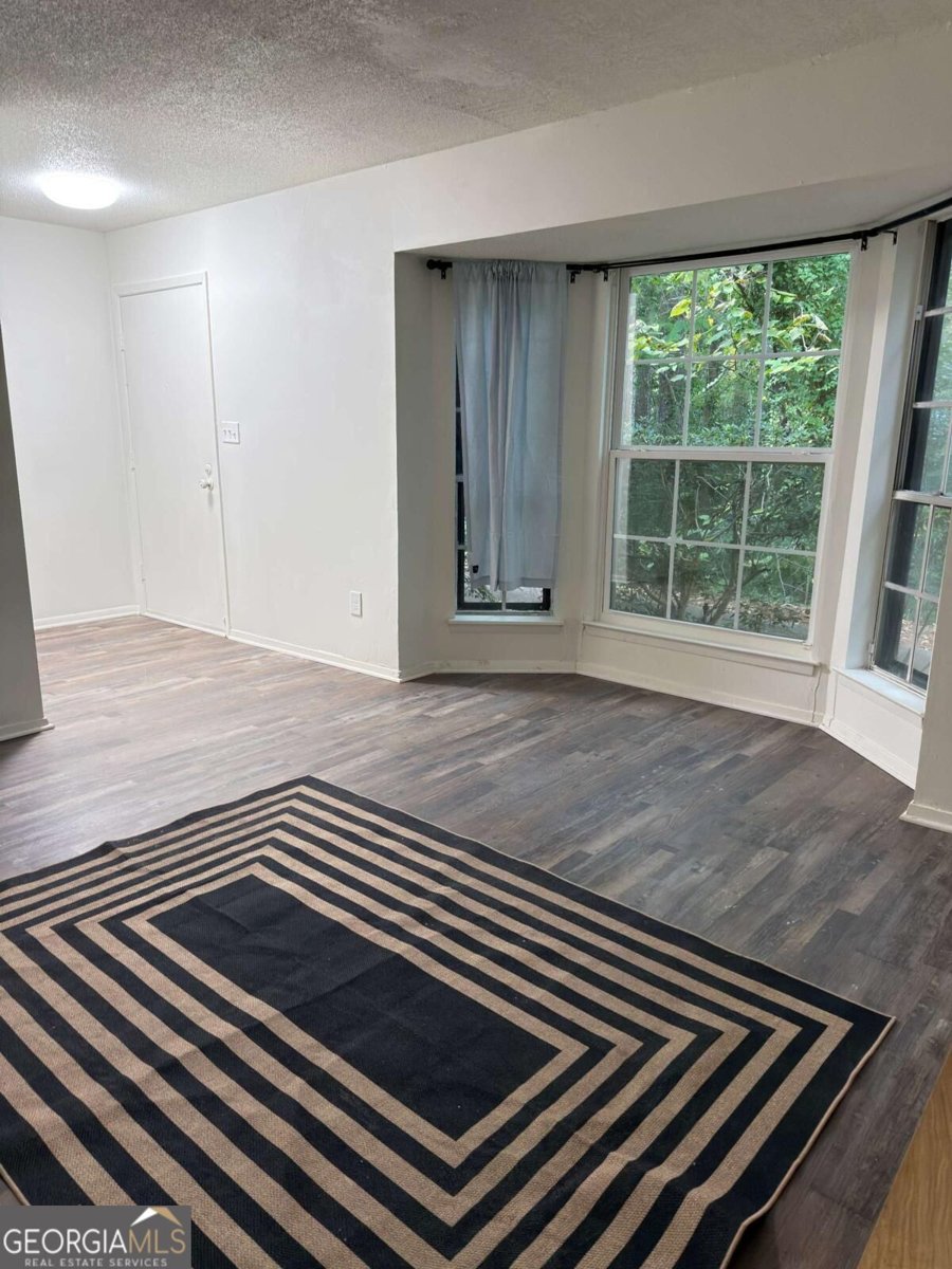 2783 Meadowview Drive Atlanta - Photo 14