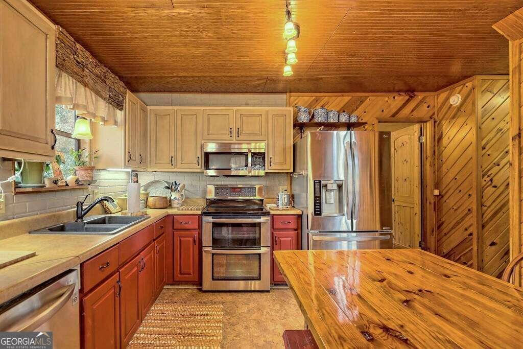 3195 Creekview Road Hiawassee - Photo 7