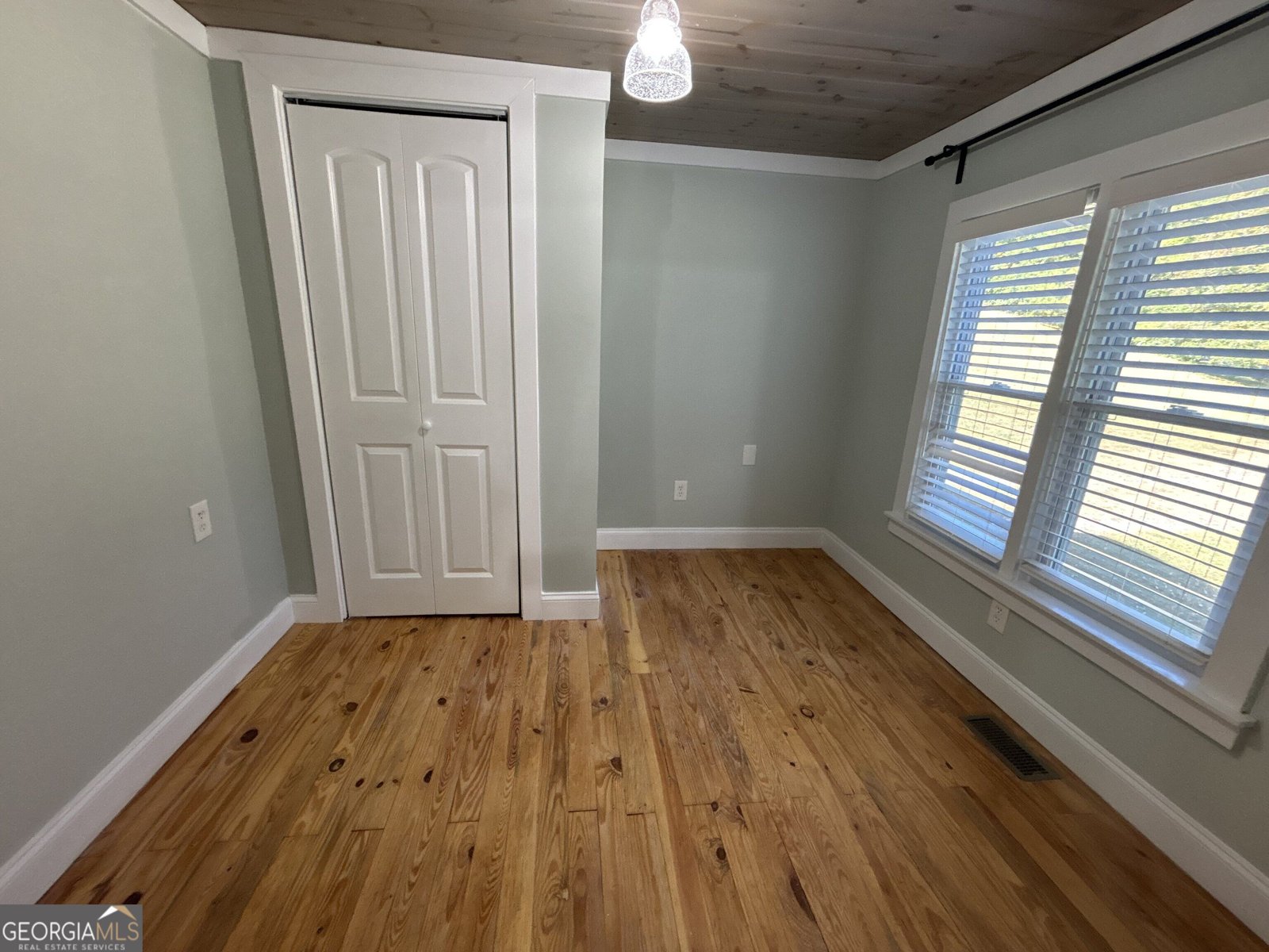 1022 Arnold Mill Road Woodstock - Photo 11