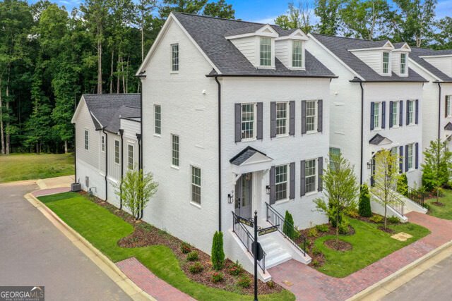 940 Laurel Brooke Avenue Peachtree City - main photo