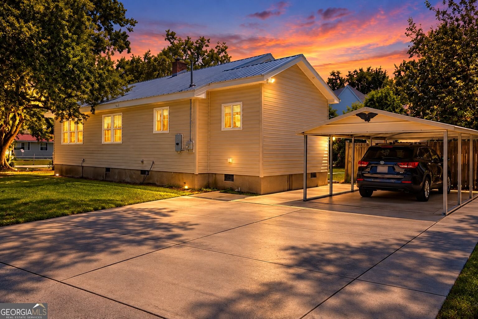 1327 Lee Street Brunswick - main photo