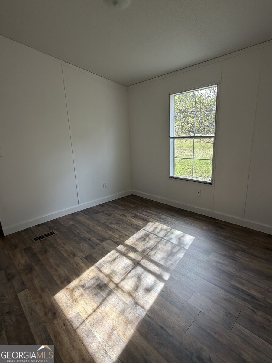 526 Lawrence Road Molena - Photo 22