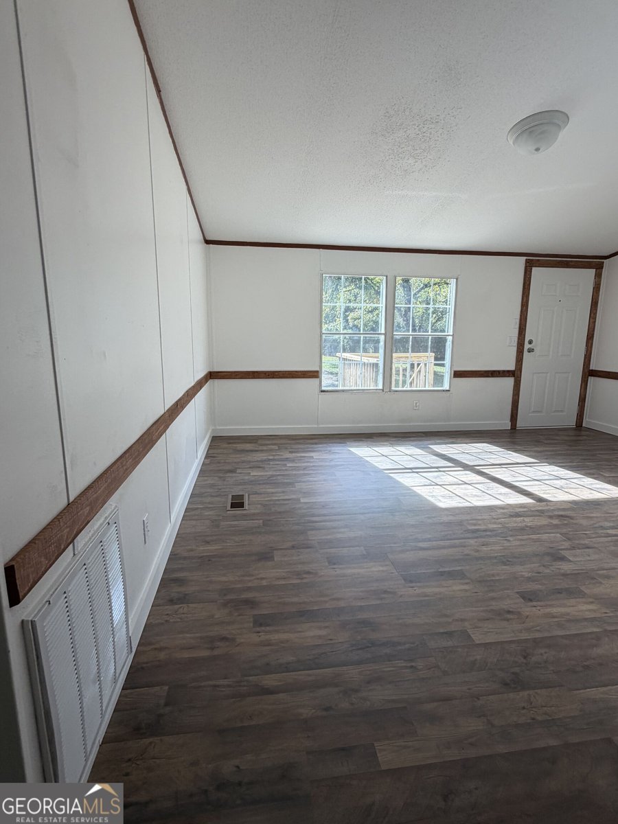 526 Lawrence Road Molena - Photo 23