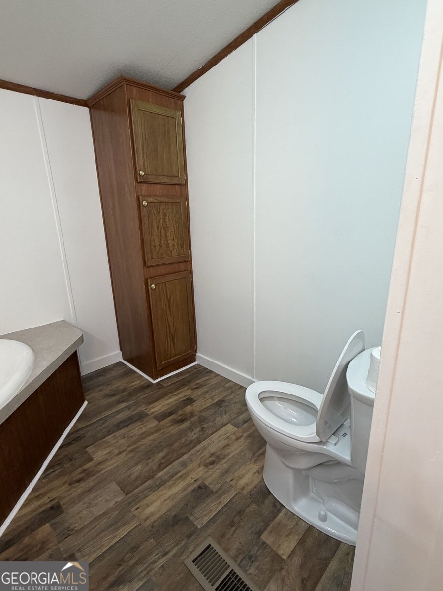 526 Lawrence Road Molena - Photo 32