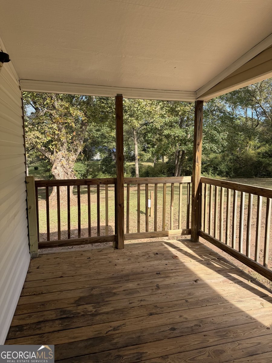 526 Lawrence Road Molena - Photo 6