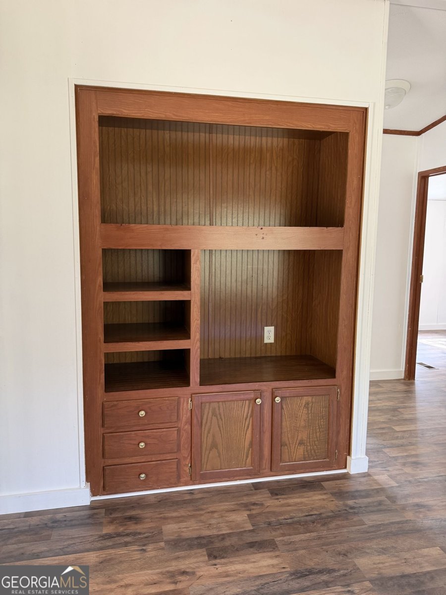 526 Lawrence Road Molena - Photo 9