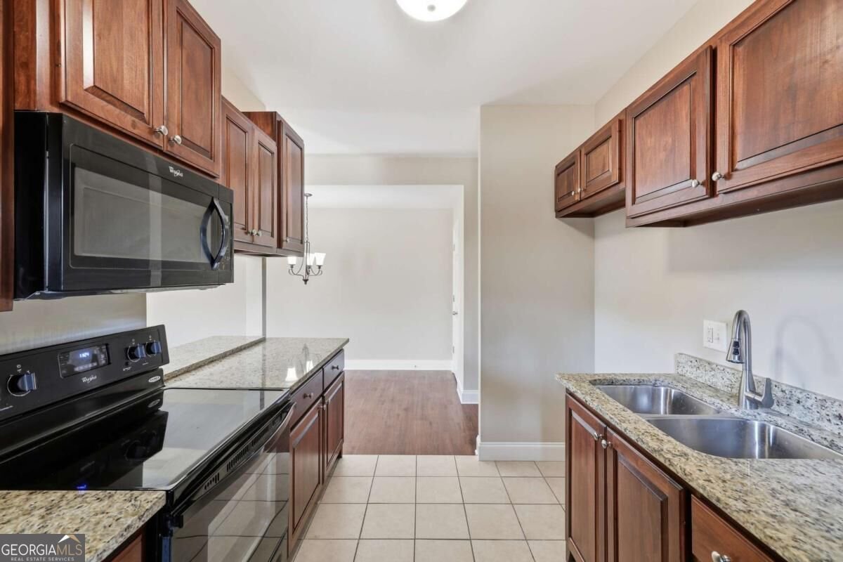 2527 Terrace View Gainesville - Photo 10