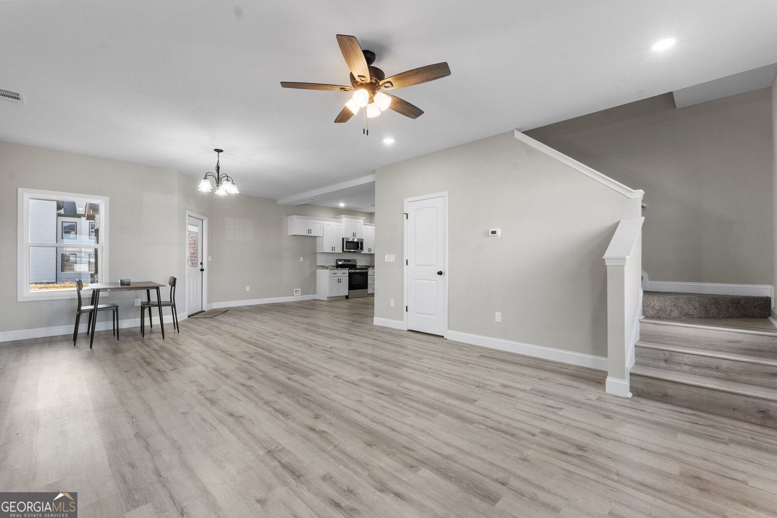 258 Beau Claire Circle Byron - Photo 10