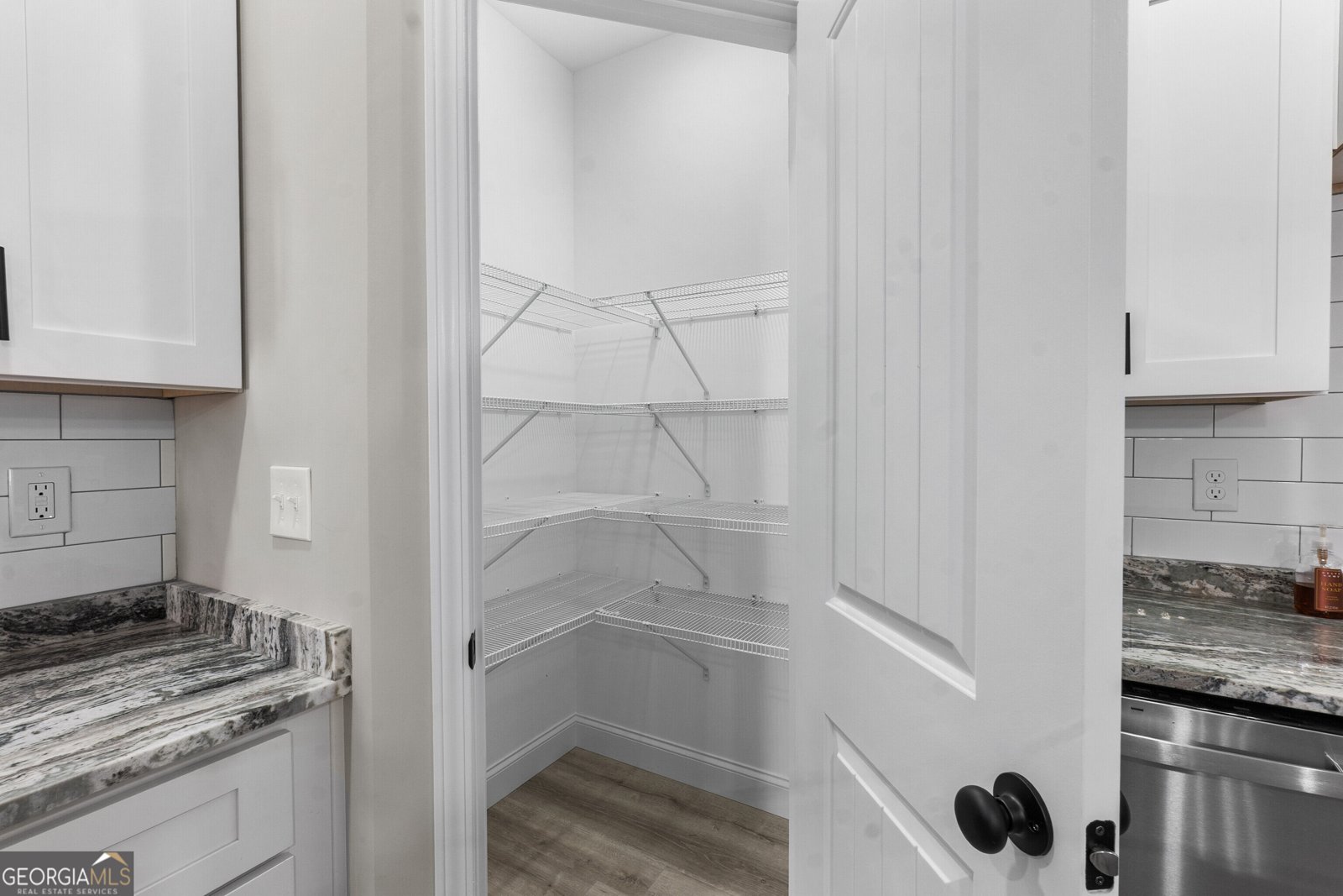 258 Beau Claire Circle Byron - Photo 13