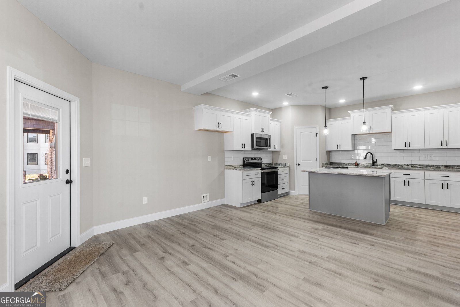 258 Beau Claire Circle Byron - Photo 22