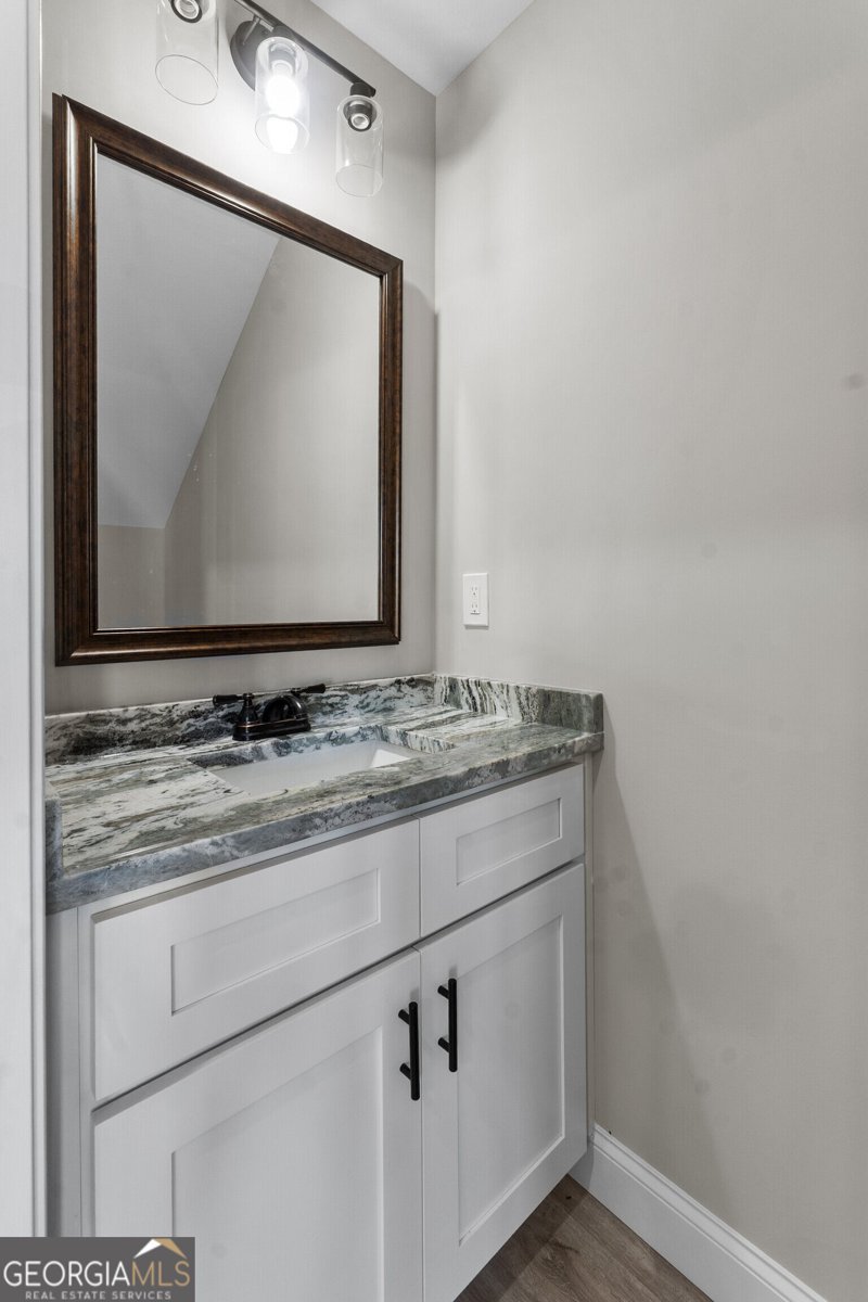 258 Beau Claire Circle Byron - Photo 24