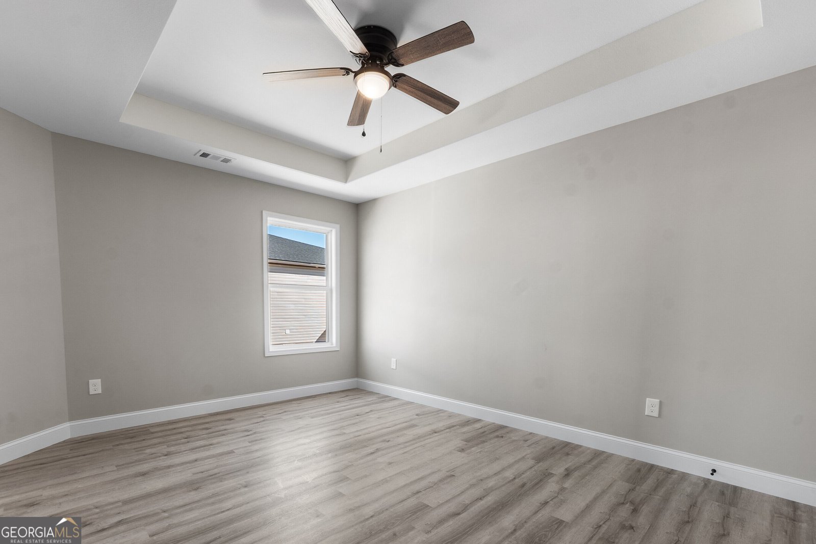 258 Beau Claire Circle Byron - Photo 34