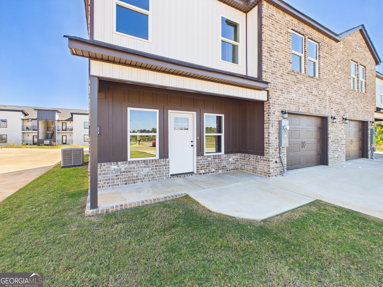 258 Beau Claire Circle Byron - Photo 46
