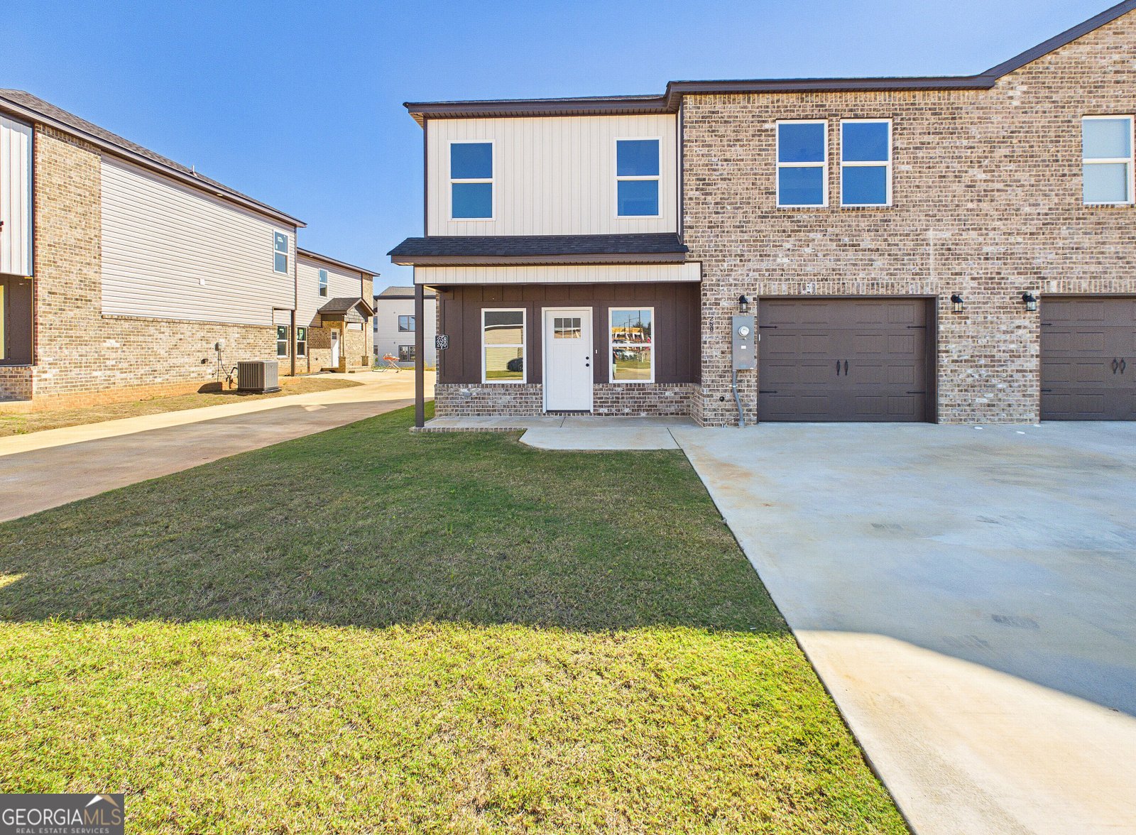 258 Beau Claire Circle Byron - Photo 49
