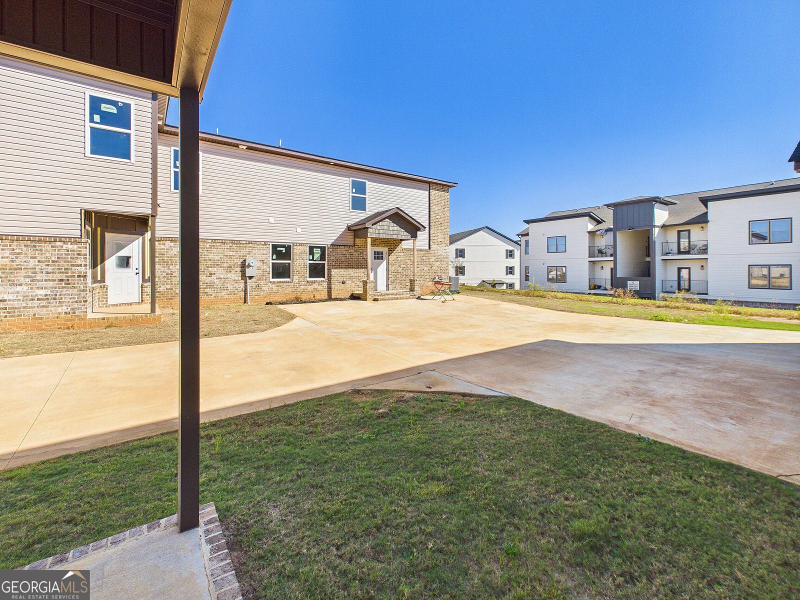 258 Beau Claire Circle Byron - Photo 55