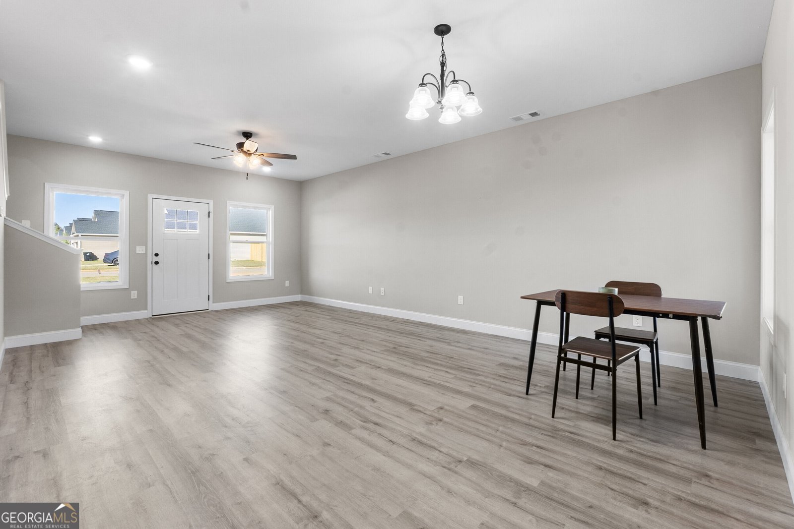 258 Beau Claire Circle Byron - Photo 8