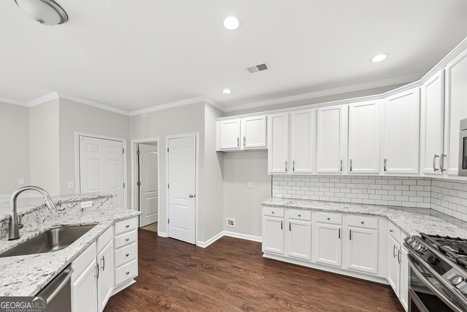 207 Harmony Lake Drive Canton - Photo 16