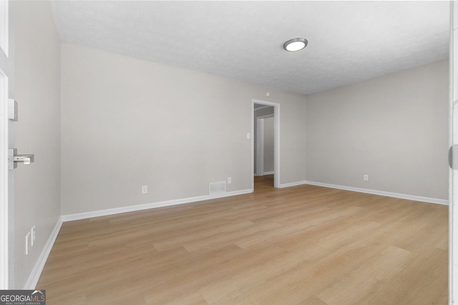 143 McKinley Drive Griffin - Photo 19