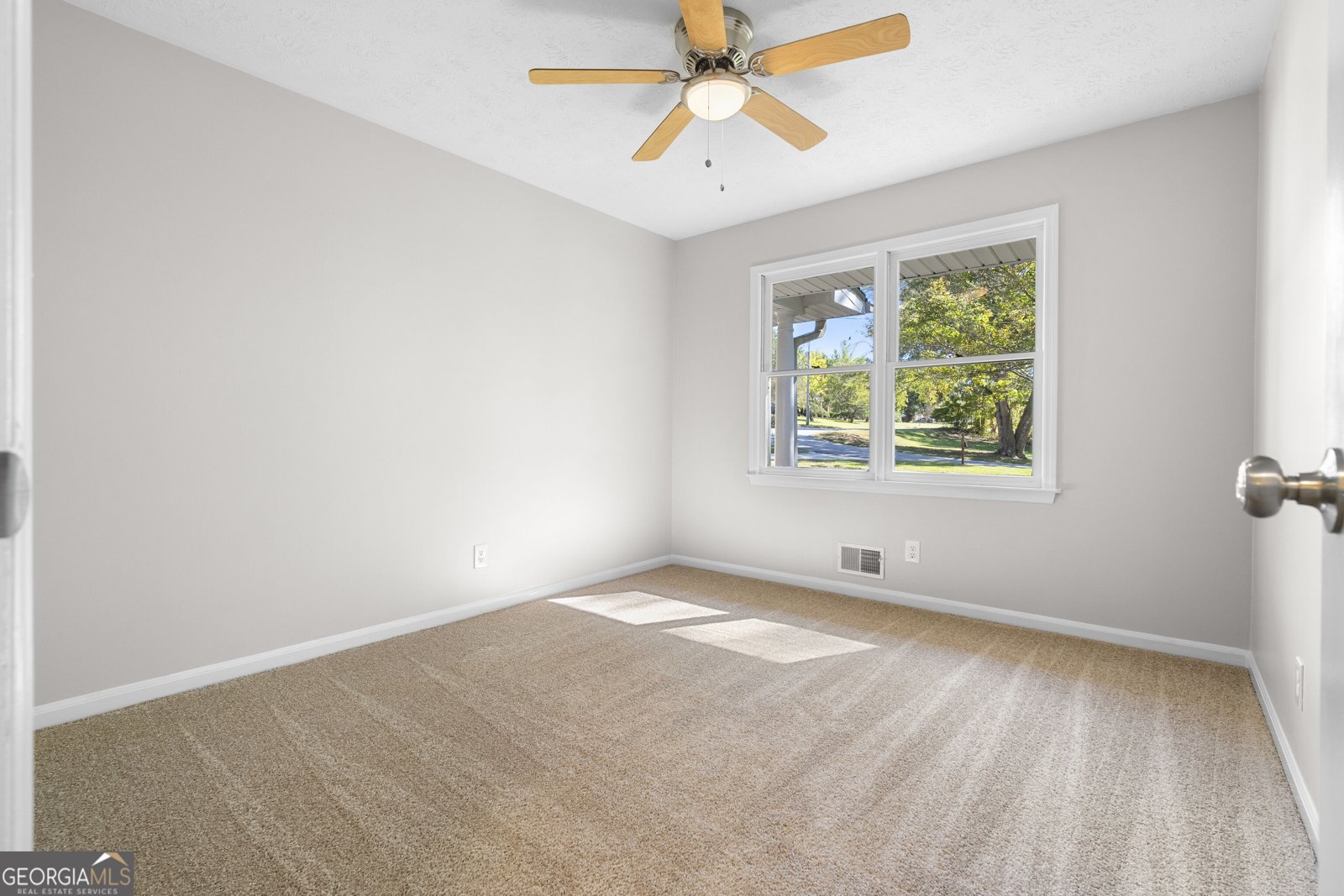 143 McKinley Drive Griffin - Photo 26