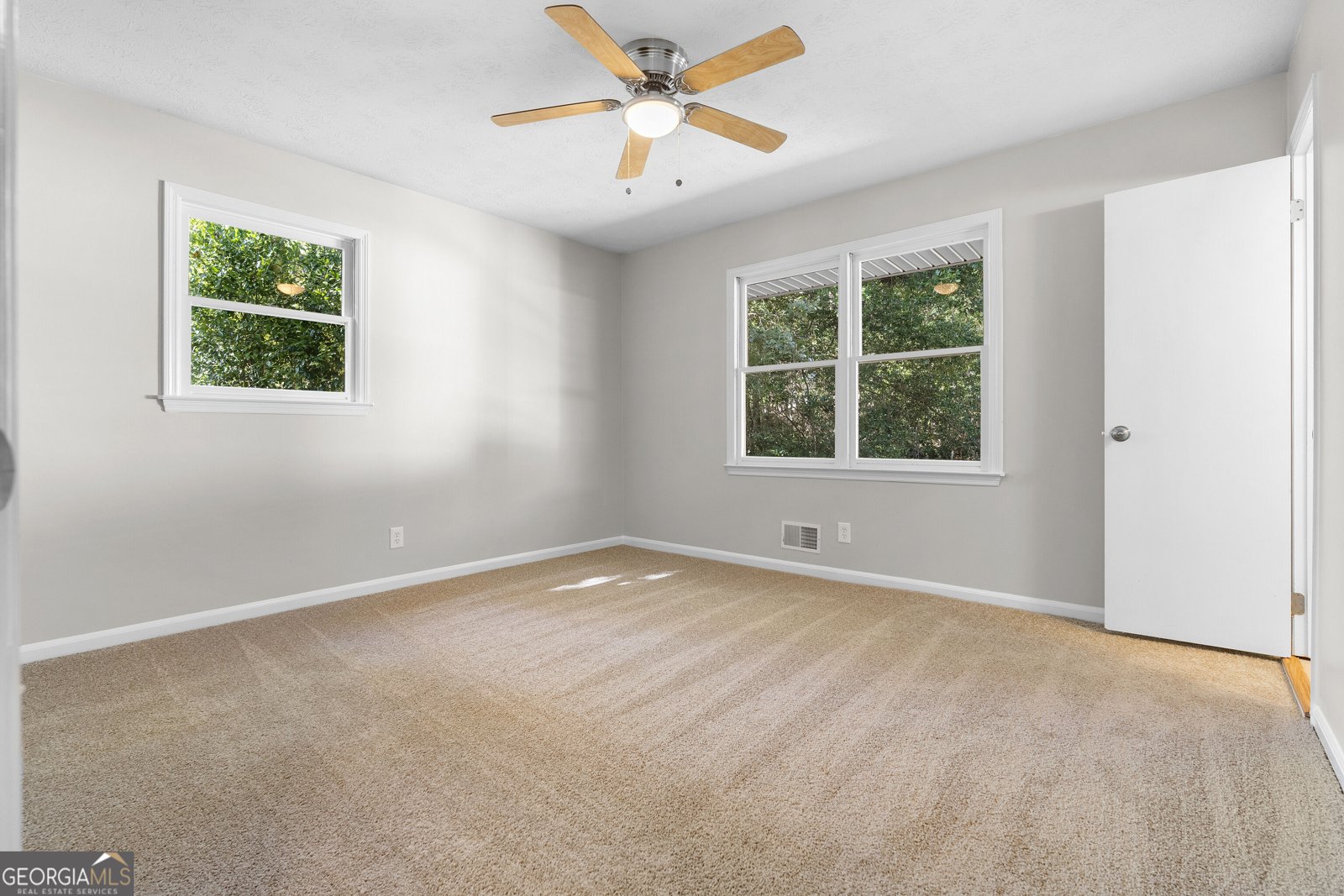 143 McKinley Drive Griffin - Photo 28