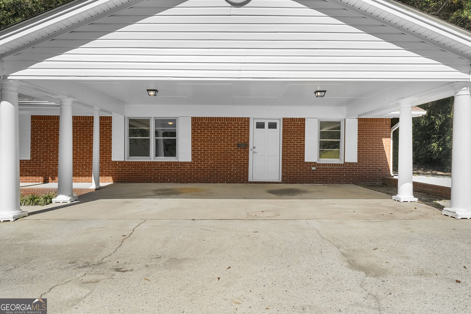 143 McKinley Drive Griffin - Photo 31