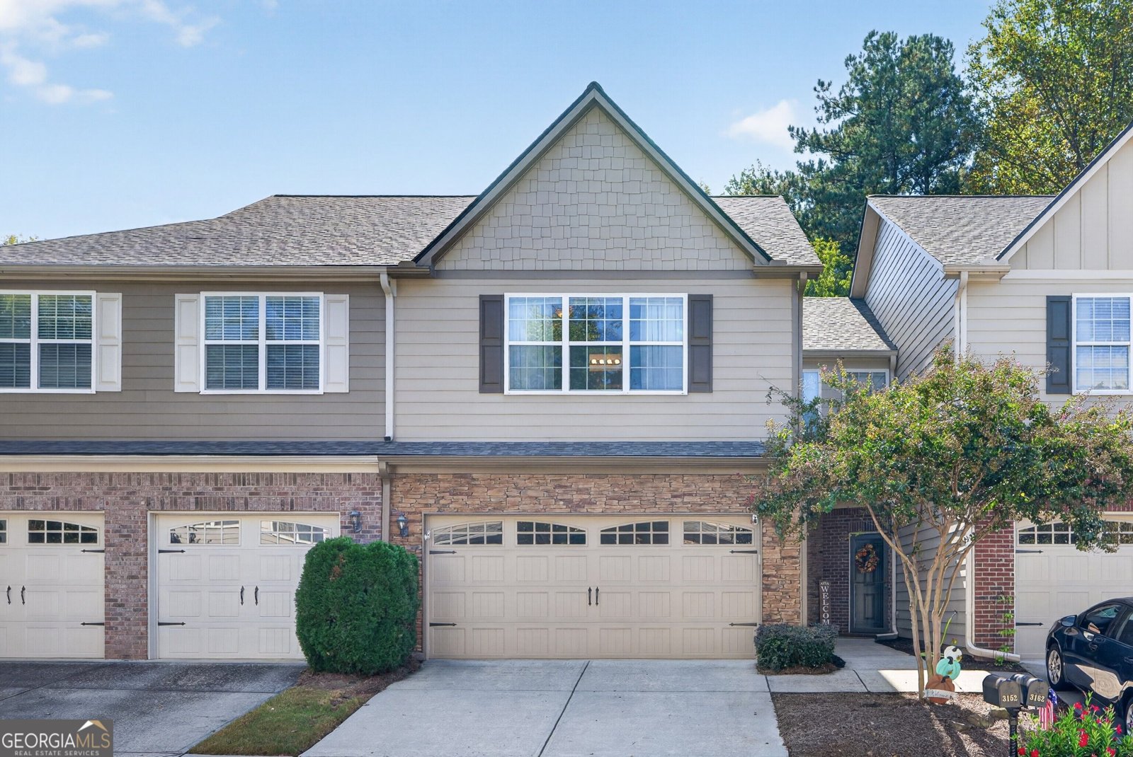 3152 Brockenhurst Drive Buford - main photo