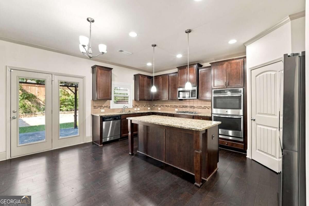 2265 Lake Cove Court Buford - Photo 15