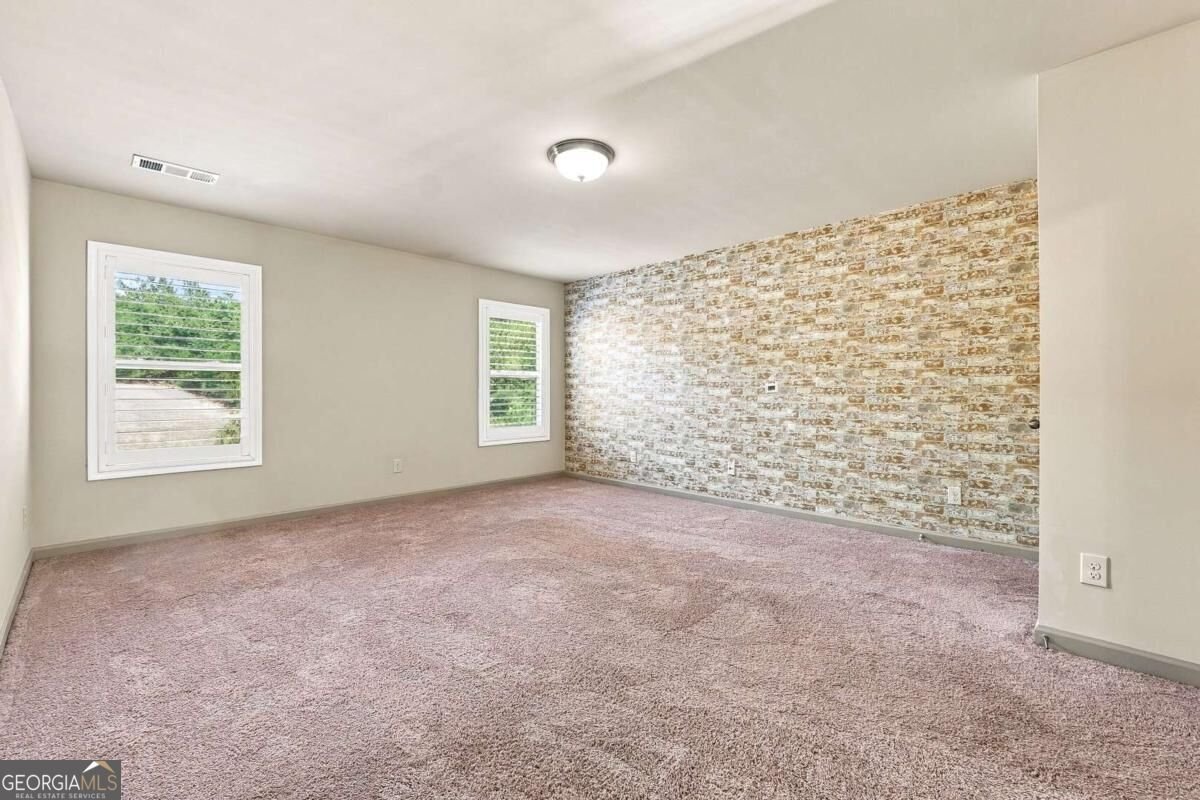 2265 Lake Cove Court Buford - Photo 32