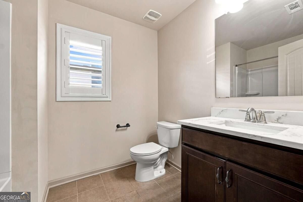 2265 Lake Cove Court Buford - Photo 38