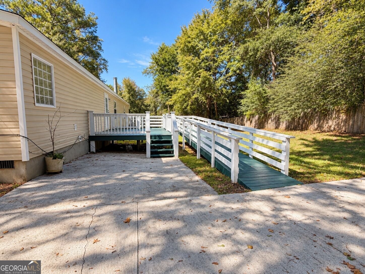 176 Fernwood Court Athens - Photo 6