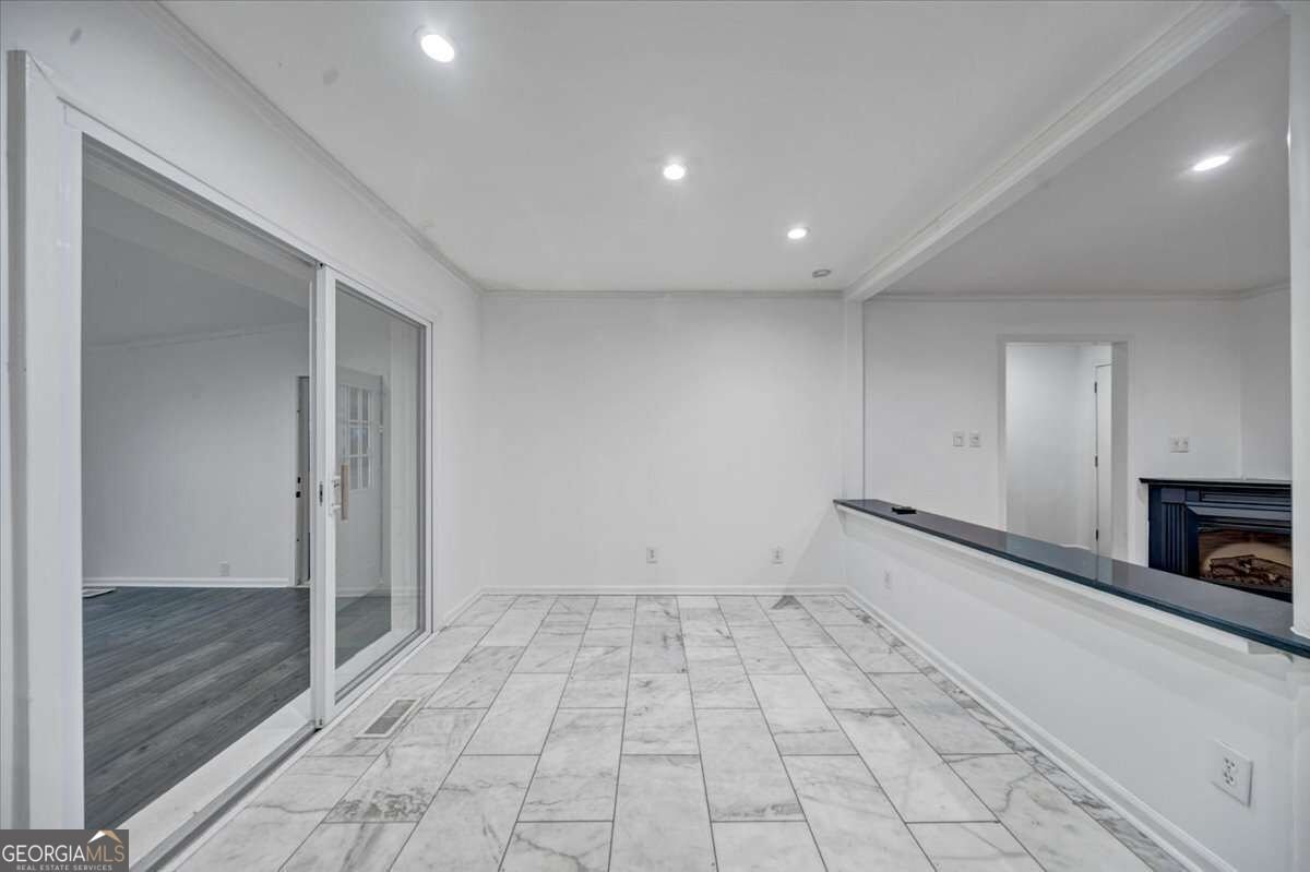 2473 Woodacres Road Atlanta - Photo 13