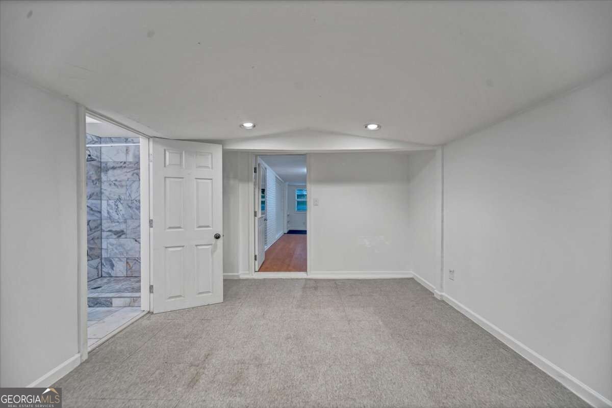 2473 Woodacres Road Atlanta - Photo 33