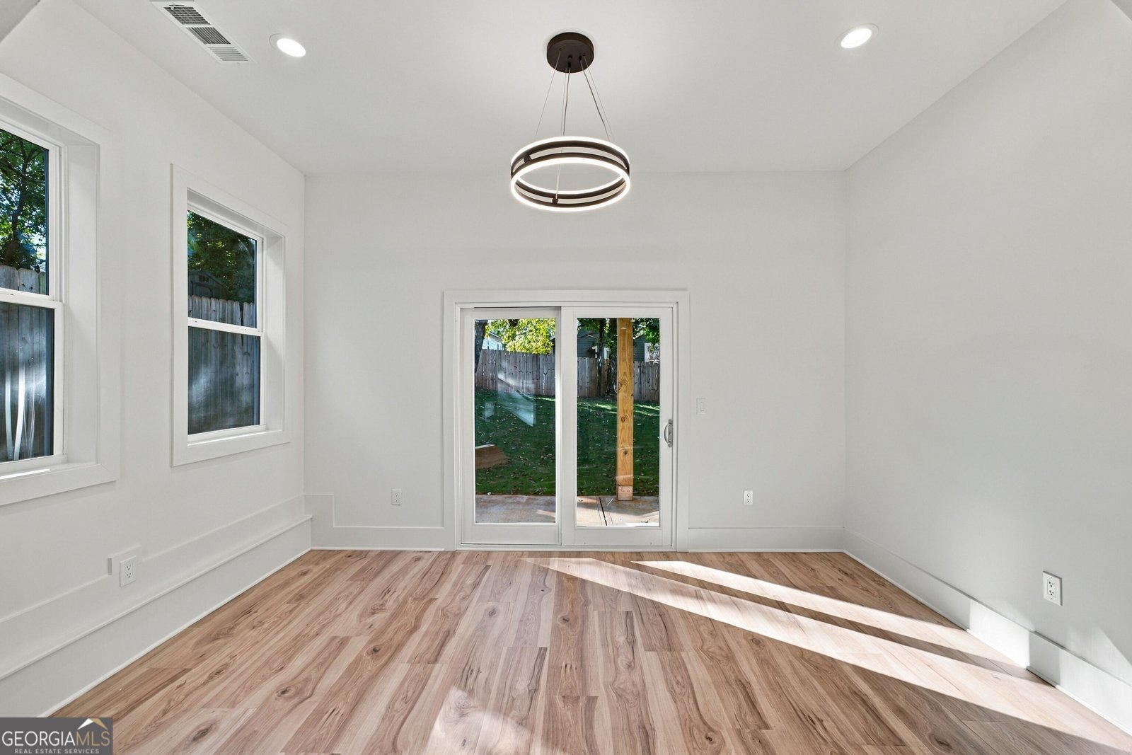1010 Ashby Grove Atlanta - main photo