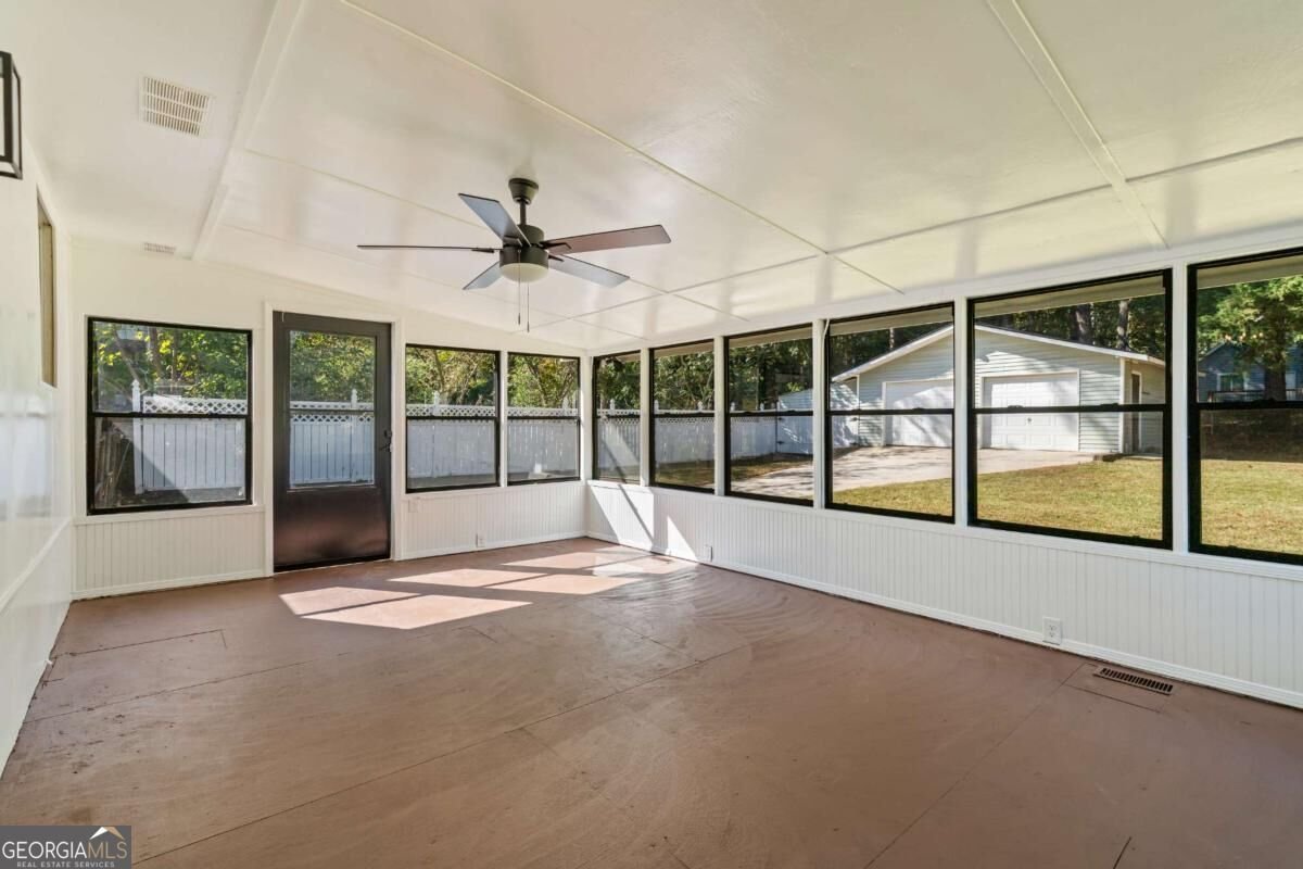 7425 Rountree Drive Riverdale - Photo 12