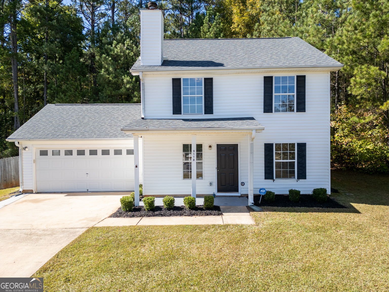 9118 Sterling Lakes Circle Covington - main photo