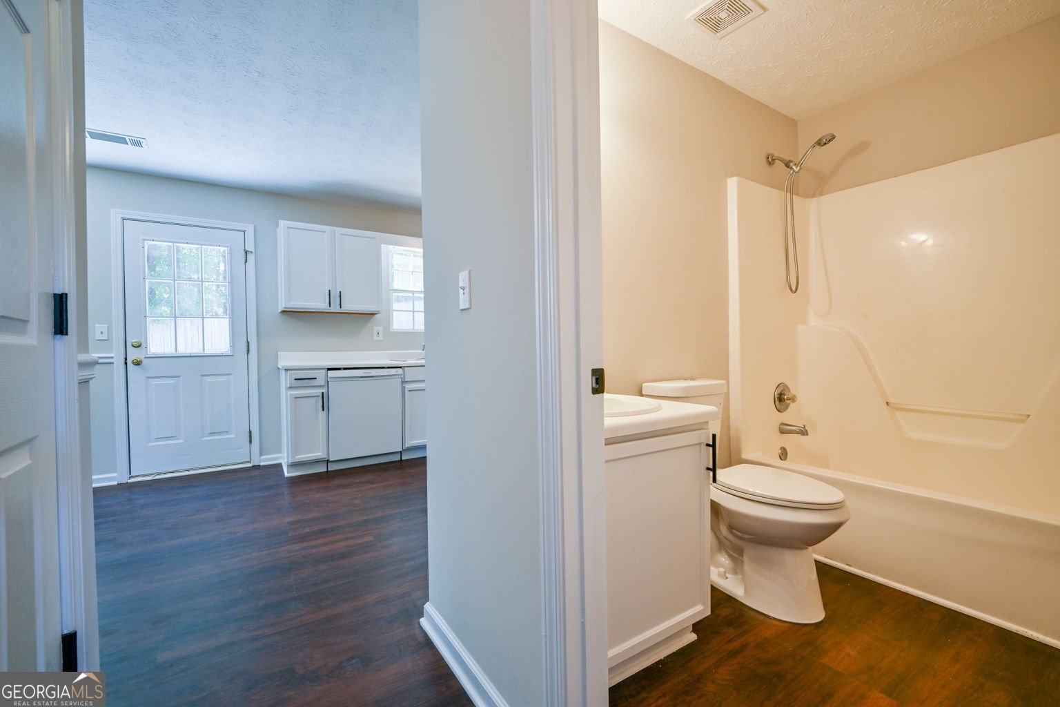 9118 Sterling Lakes Circle Covington - Photo 10