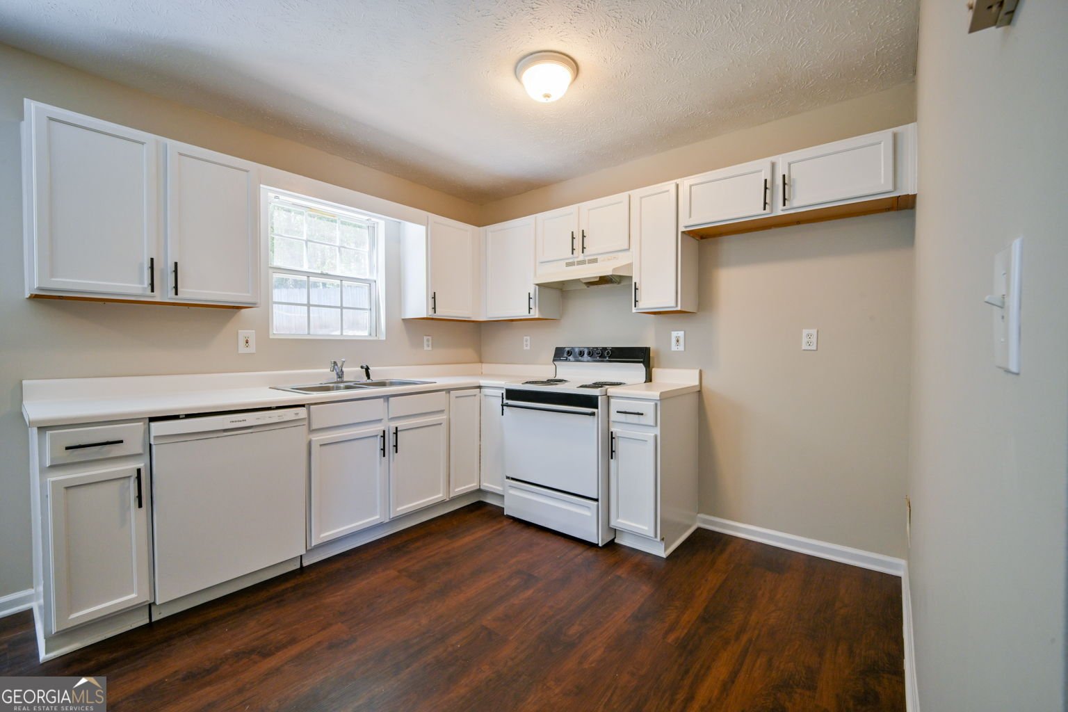 9118 Sterling Lakes Circle Covington - Photo 11