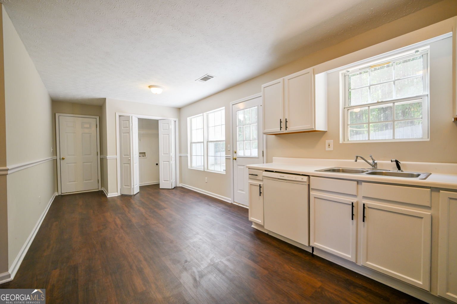 9118 Sterling Lakes Circle Covington - Photo 12