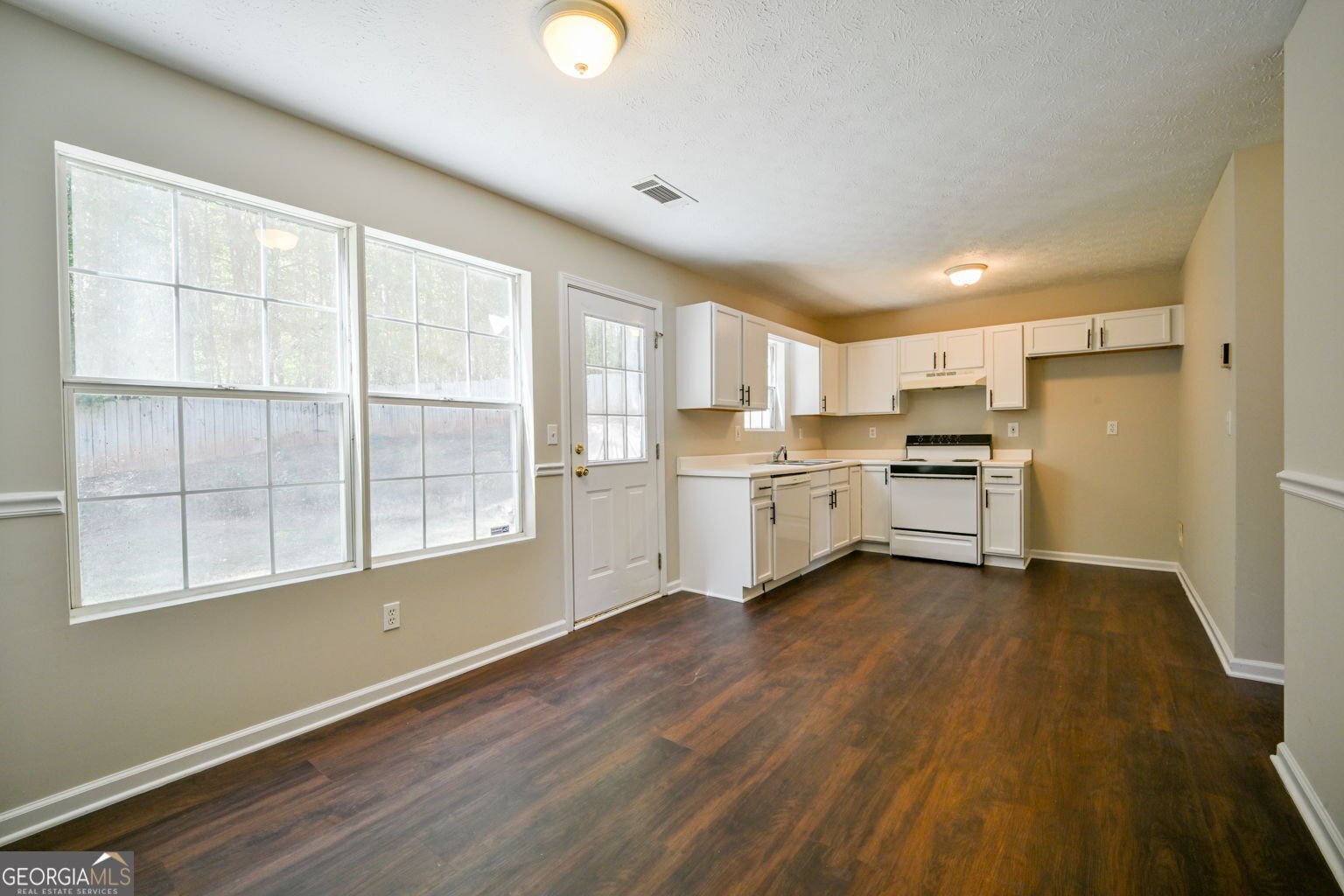 9118 Sterling Lakes Circle Covington - Photo 13