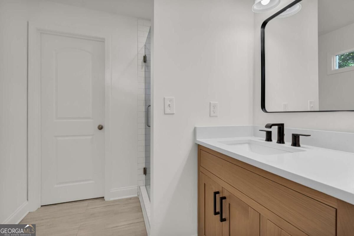 2589 Wood Valley Drive East Point - Photo 11