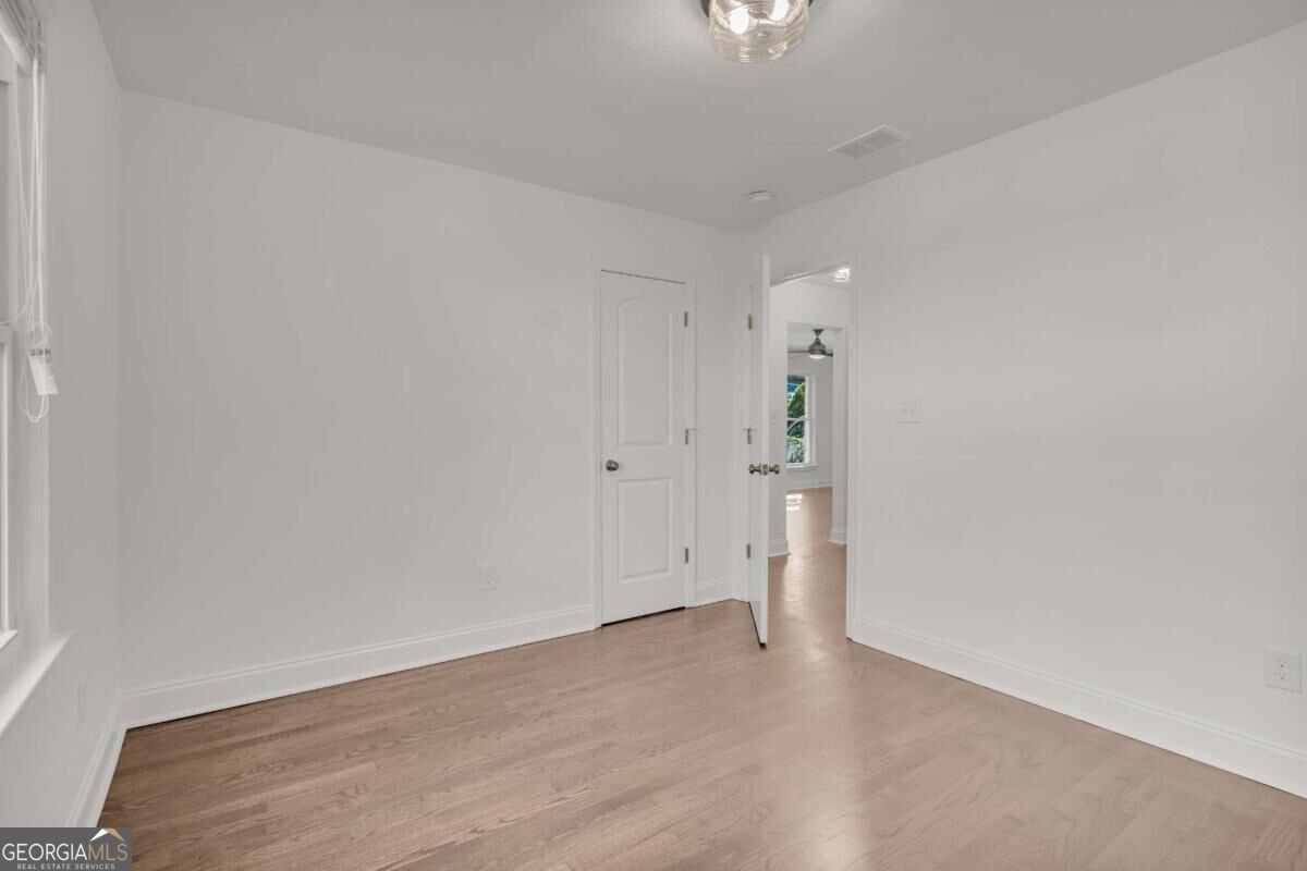 2589 Wood Valley Drive East Point - Photo 14