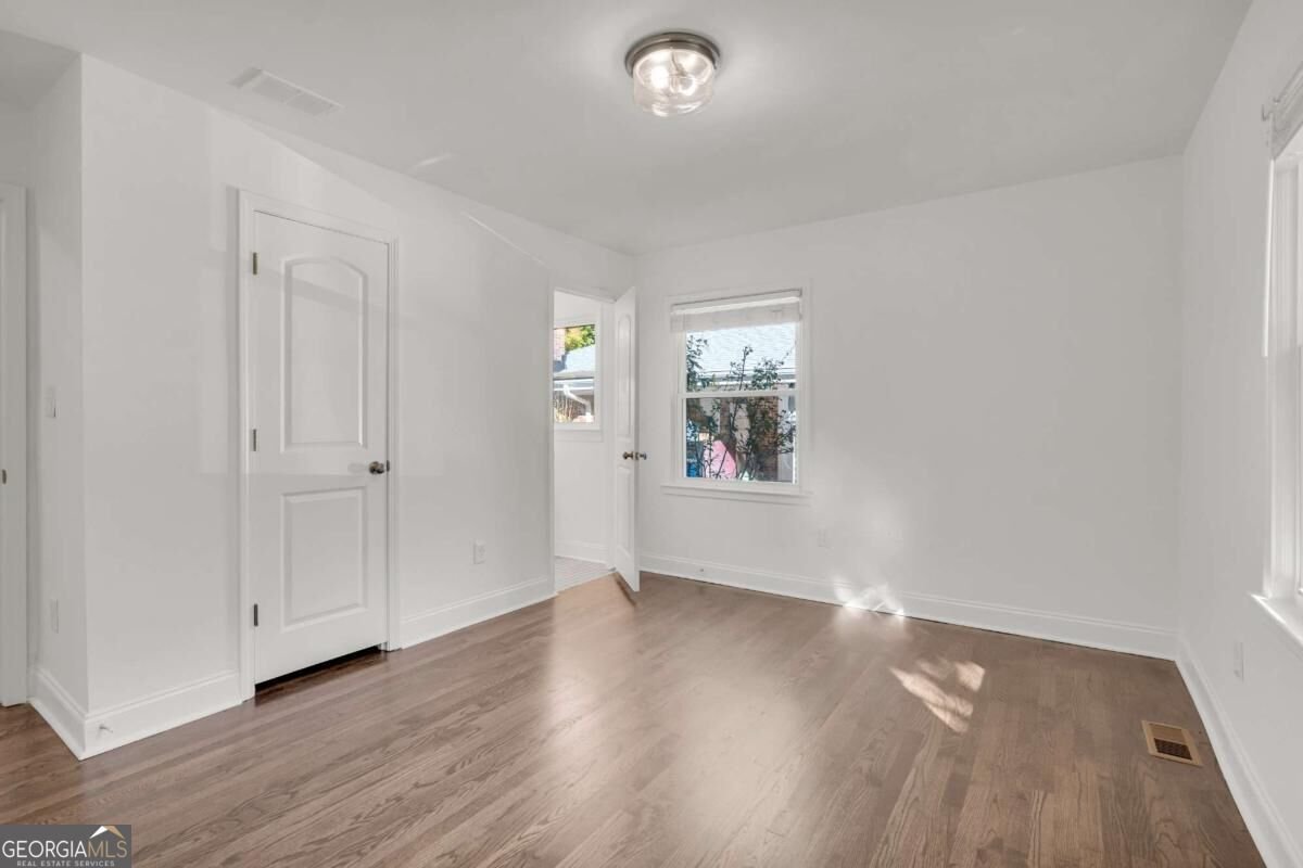 2589 Wood Valley Drive East Point - Photo 20