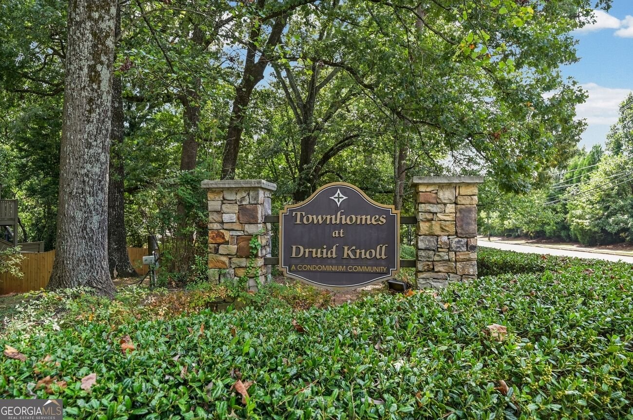 1237 Druid Knoll Dr Brookhaven - Photo 36