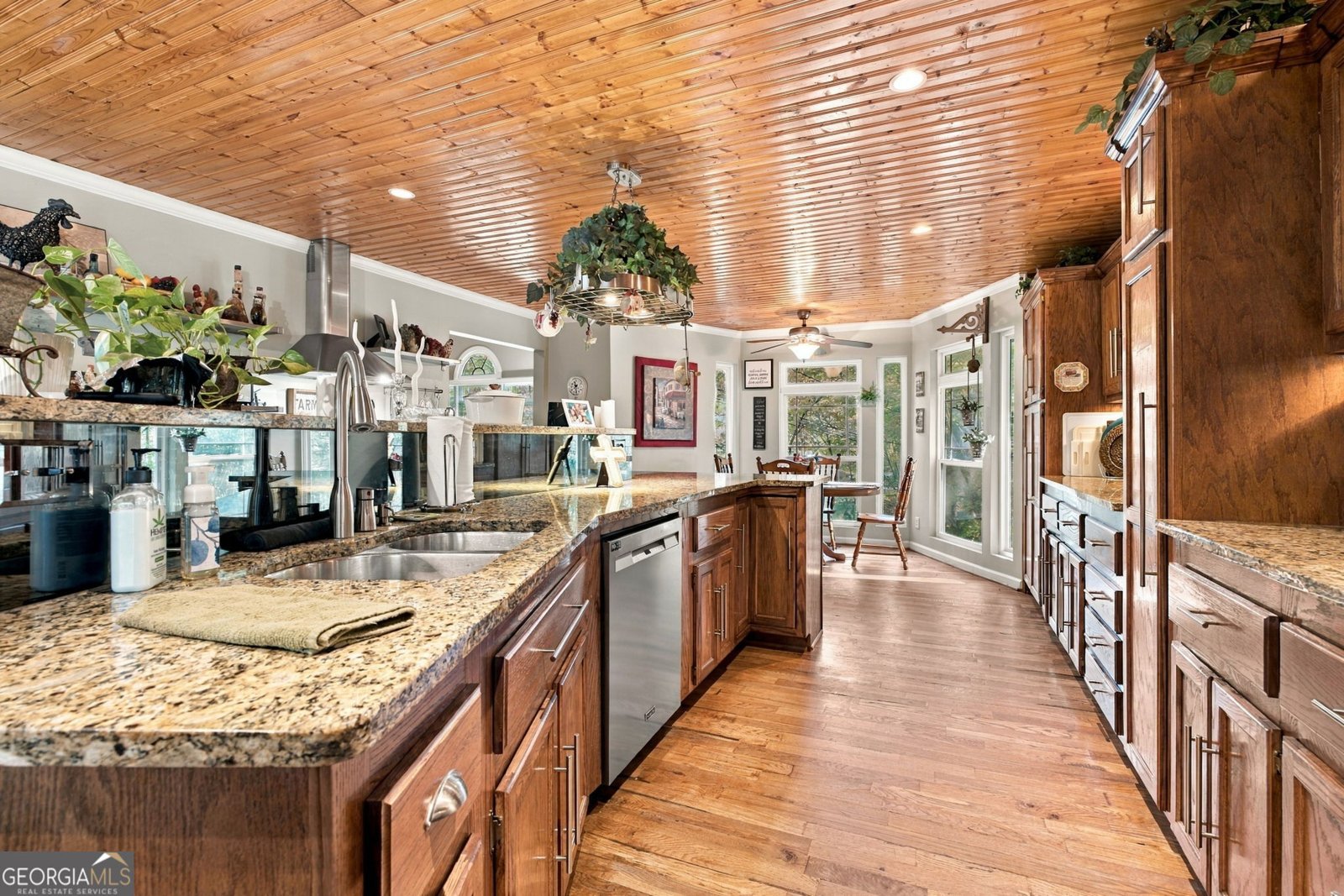 605 Hickory Creek Lane Woodstock - Photo 18